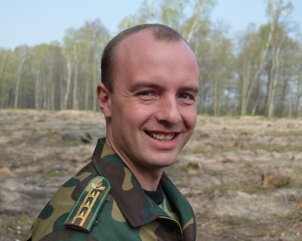 Як на Волині садять ліс. ФОТО